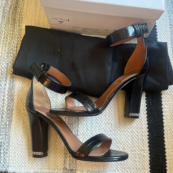 Givenchy Croc Embossed Ankle Strap 105 Chain Sandal - Picture 4 of 9